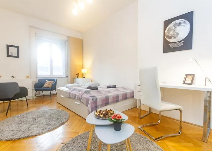 Luxury On Andrassy Avenue - A7